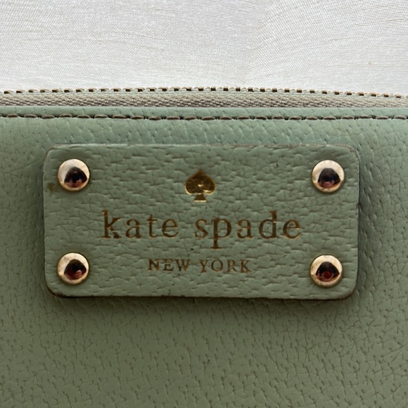 Kate Spade Wallet - Picture 4 of 5